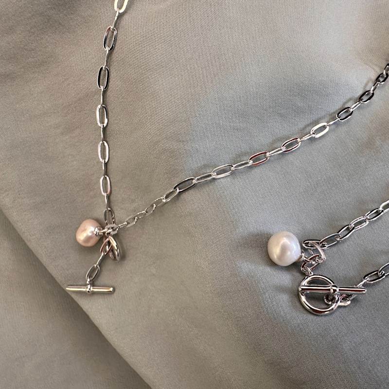 Thumbnail of T-Bar Paperclip Freshwater Pearl Necklace - Silver image
