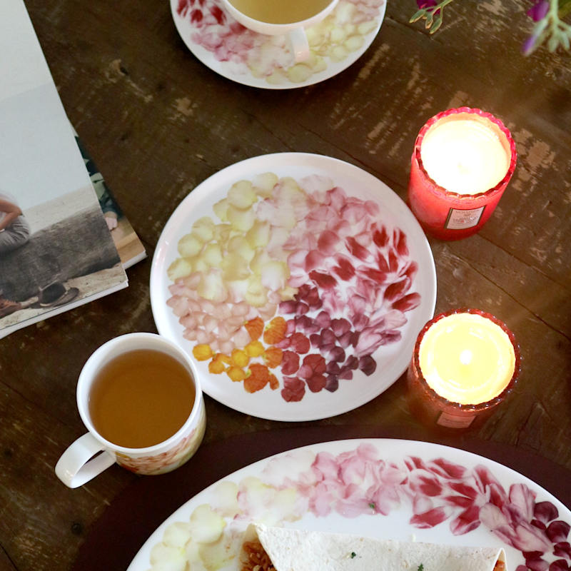 Thumbnail of Petals -​ Set Of Two Plates image