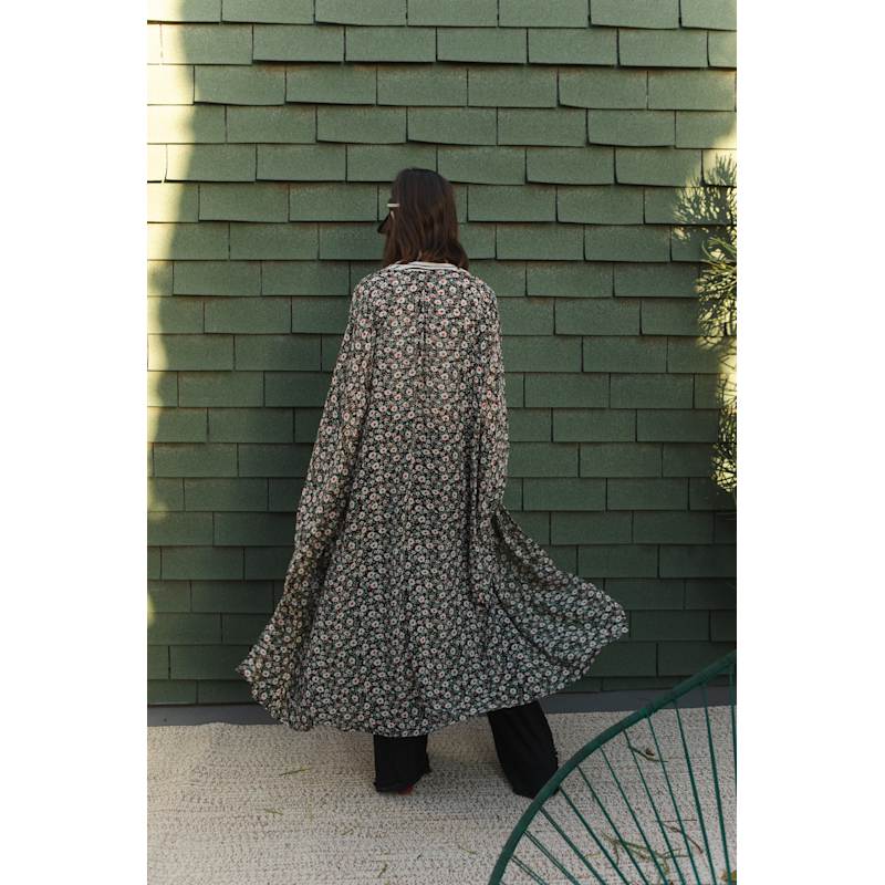 Thumbnail of Bellis Daisy Kimono image