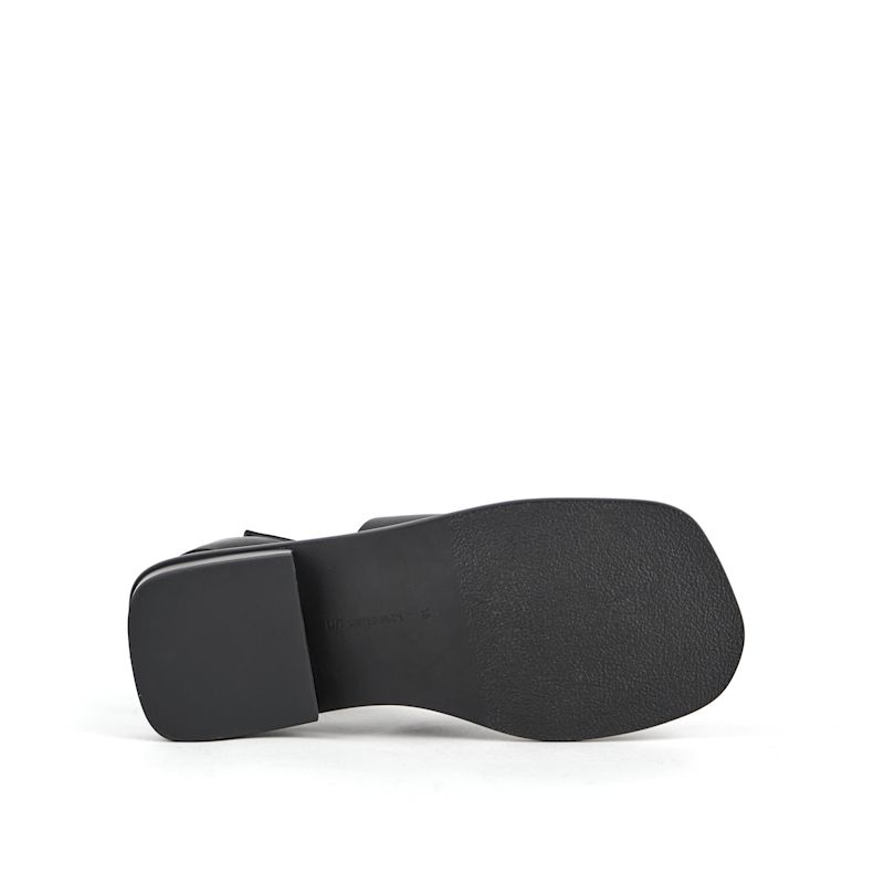 Thumbnail of Tara Hana Lo - Black image