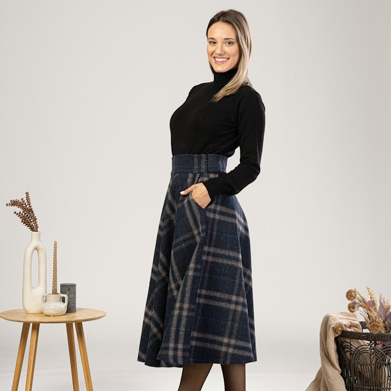 Wool Midi Tartan Skirt With High Waist Pockets In Plaid Color - Main Image