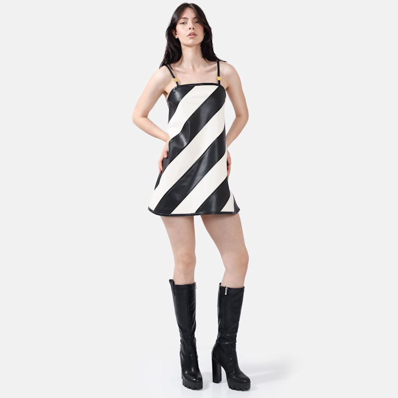 Kerry Striped Ruffle Dress 新品・ハンガー・タグ付 Leather Mini Dress – Black & White Striped, Trapeze Fit | Kargede