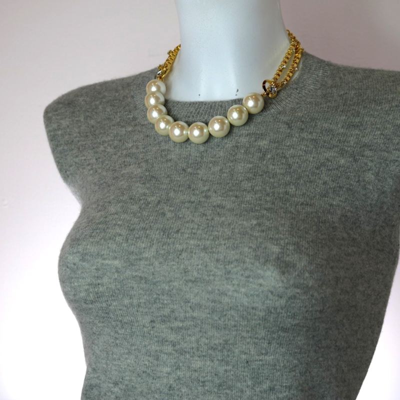 Thumbnail of The Big Pearl Necklace image