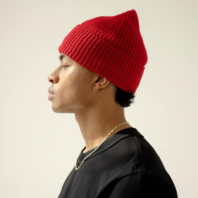 The Merino Wool Beanie - Rosewood Red | Arctic Fox & Co. | Wolf