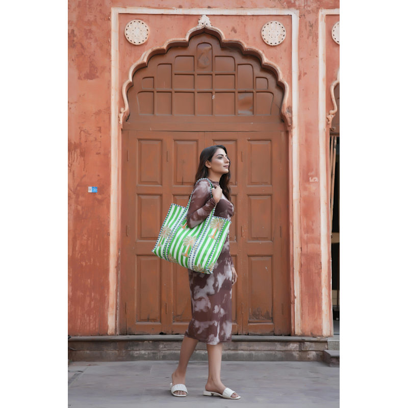 Thumbnail of The Palm Tree Tote - Navy image