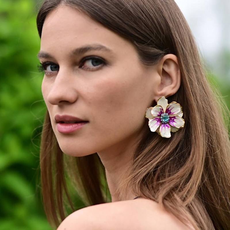 Thumbnail of The Pink Reef Large Jewel Box Floral Earrings In Lilac image