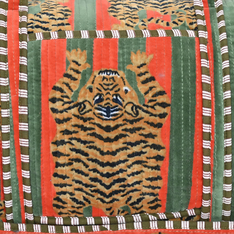 Thumbnail of The Tibetan Tiger Velvet Weekender - Orange And Pink image