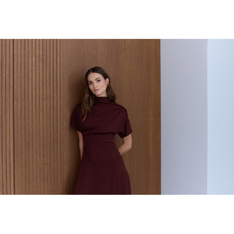 Undress Tori Structured Midi Dress - Red