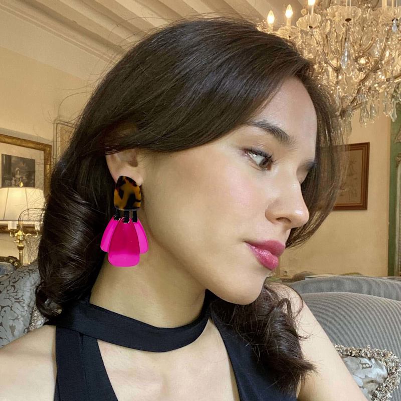 Thumbnail of Patrizia Tortoise Resin Top Earrings With Fuschia Drops image
