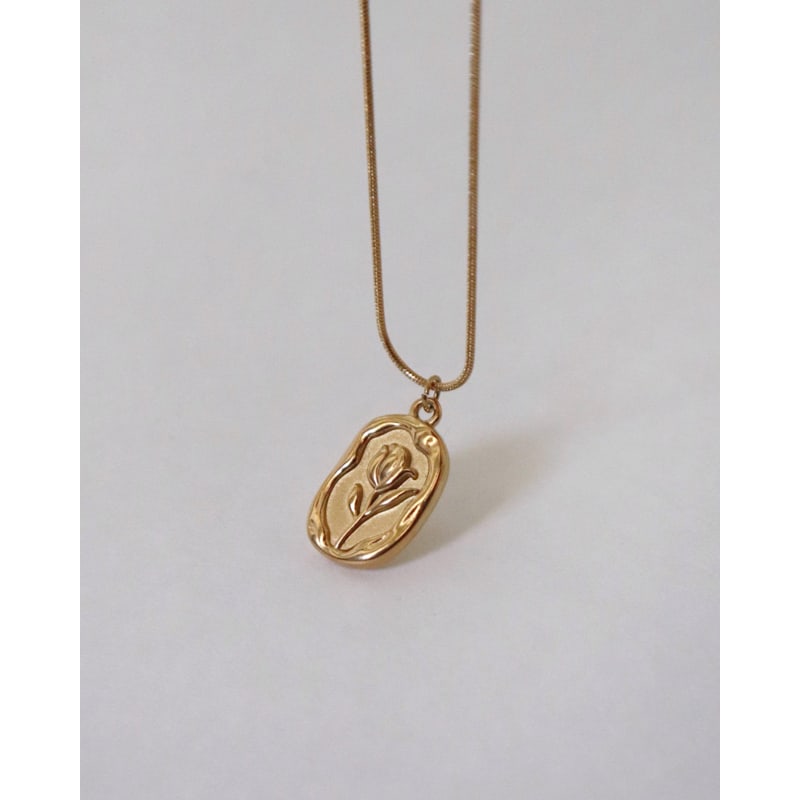 Thumbnail of Tulip Medallion Necklace In Gilded Bloom image