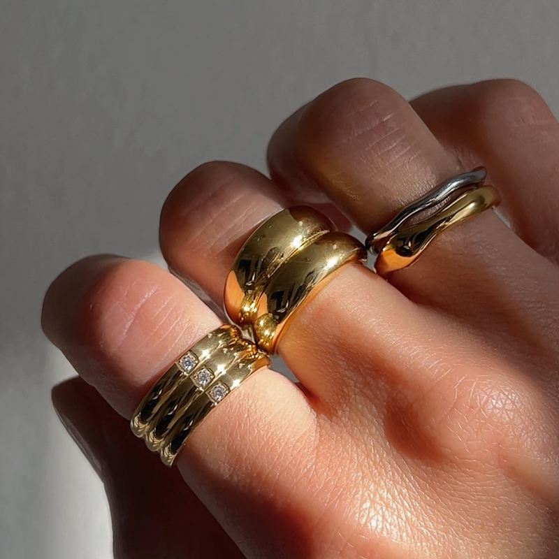Thumbnail of Two Tone Double Stacked Wave Rings - Thick Gold image