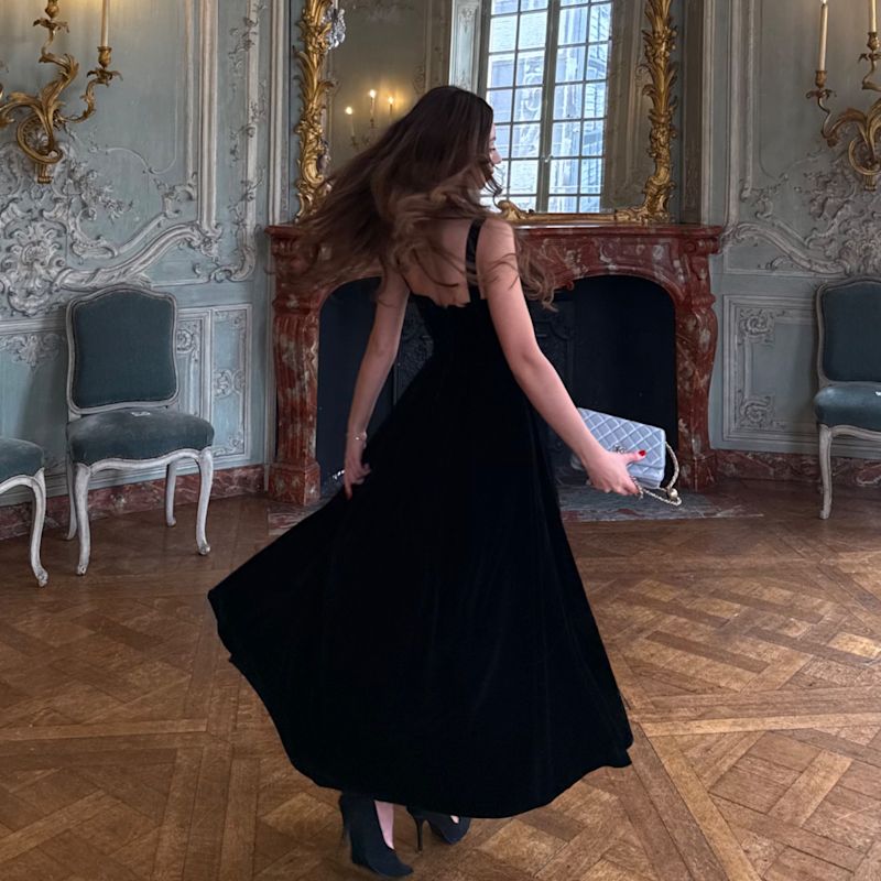 Velvet Midi Gown With Lace Accent & Detached Sleeves – Black | VKO