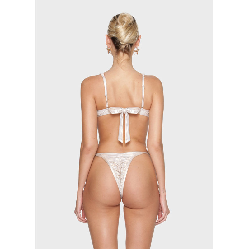 Thumbnail of Venus Top Pearl image