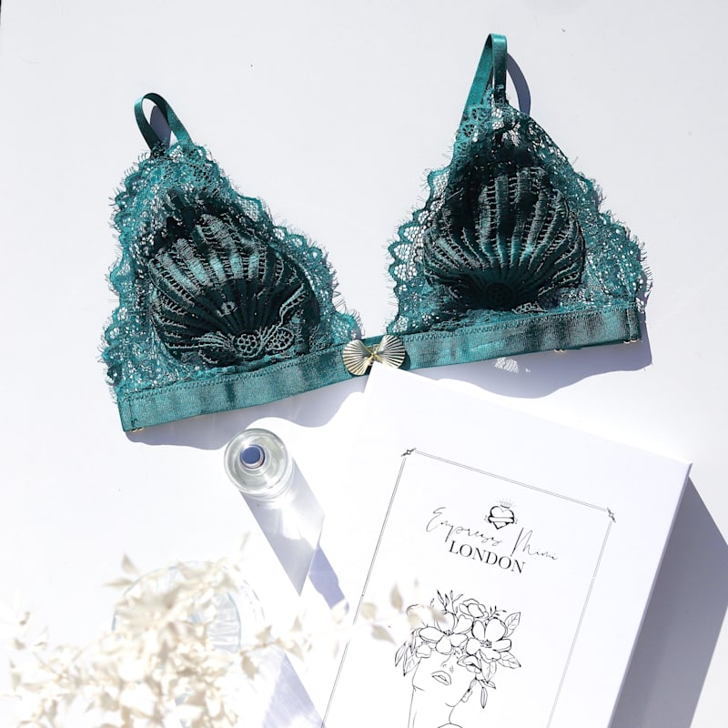 Thumbnail of Venus Green Lace Bralette With Shell Detail And Front Clasp image