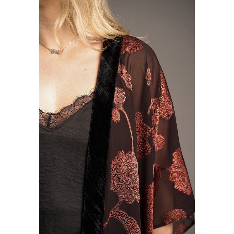 Thumbnail of Venus Fringed Kimono image