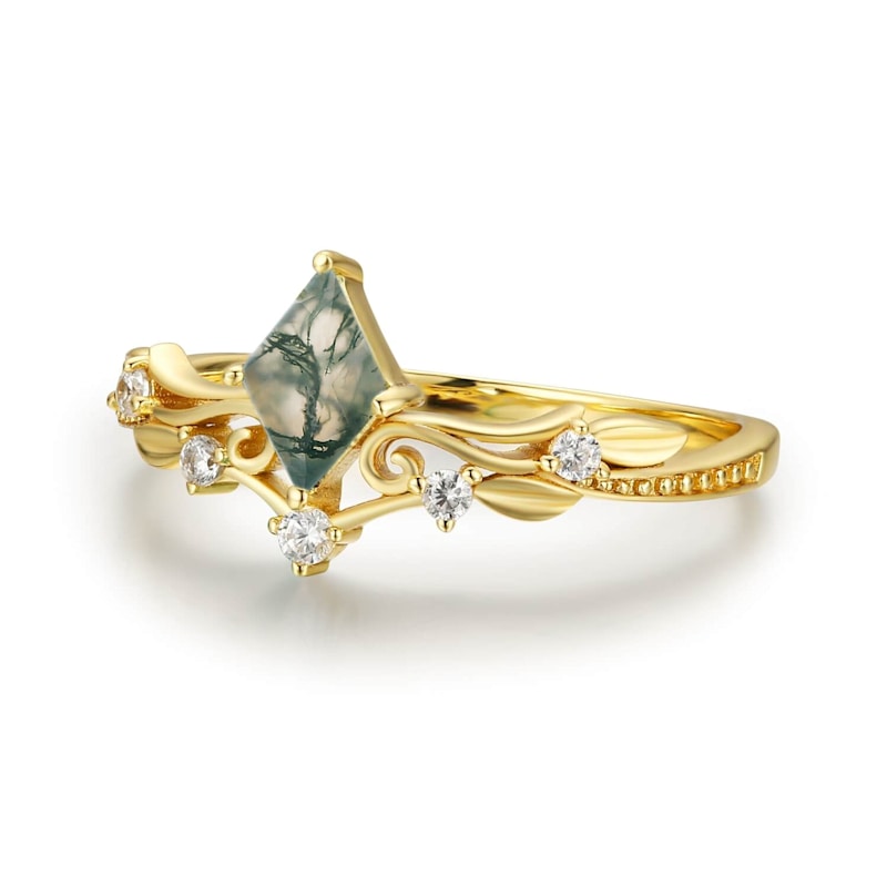 Thumbnail of Victorian Lace Moss Agate Ring Solid Yellow Gold© image