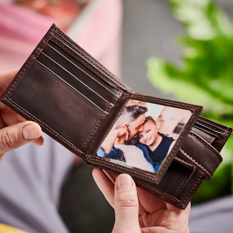 Why Your Wallet Is the Most Interesting Accessory You Never Knew You Needed
