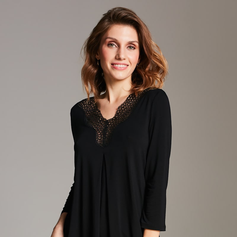 Thumbnail of Viscose Pyjamas With Lace - Black image