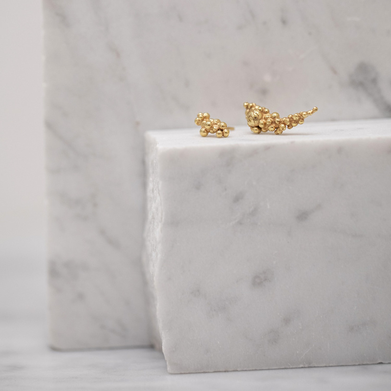 Thumbnail of Céleste Deux Asymmetrical Stud Earrings Gold image