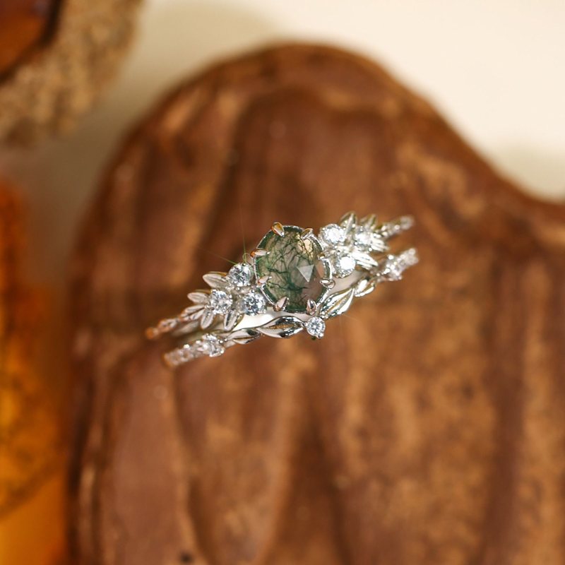 Thumbnail of Glowing Orchid Band White Gold Vermeil image