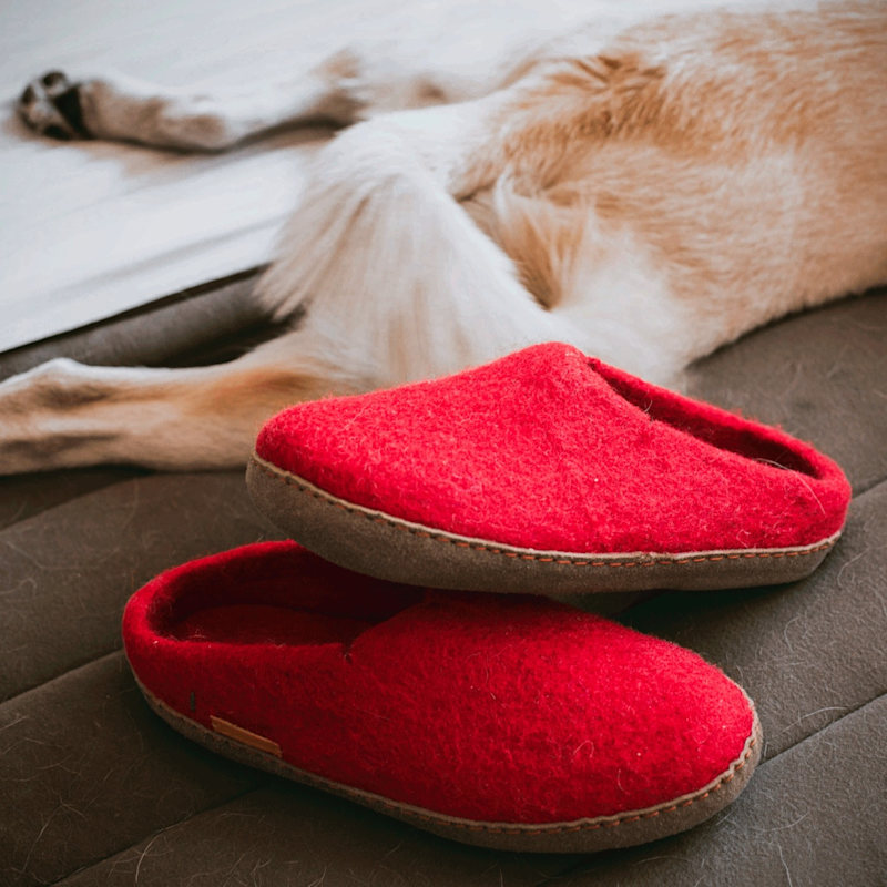 Thumbnail of Women's Classic Slipper - Red image