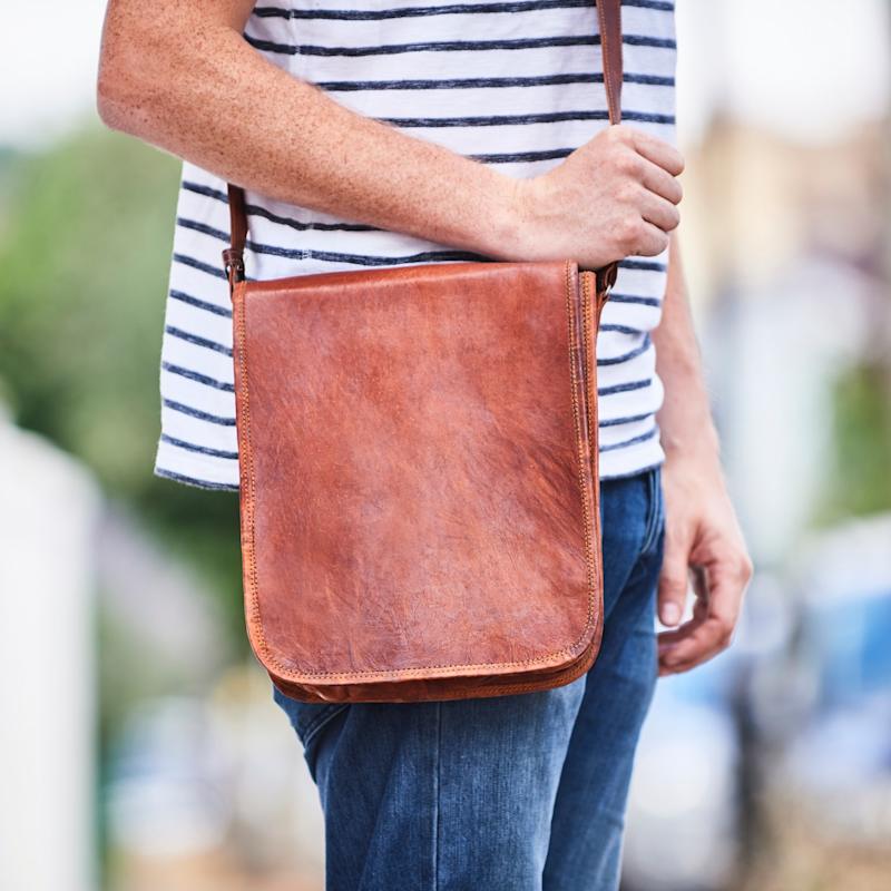 Thumbnail of Vida Vintage Leather Messenger Day Bag image
