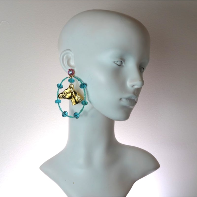 Thumbnail of Ya Ya Hoops image