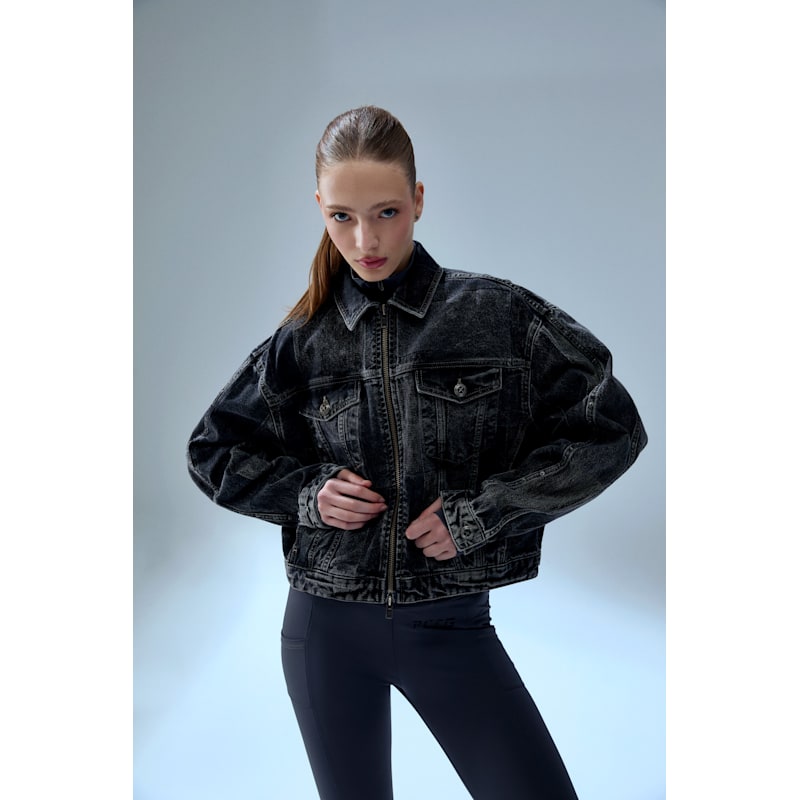 Thumbnail of Your Itch Colorblocked Denim Jacket - Jet Black image