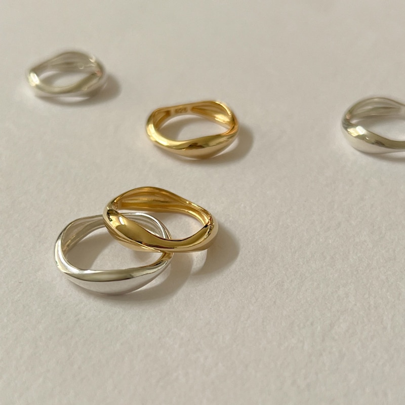 Gold Symmetry Stackable Wave Ring | Côté Caché | Wolf & Badger