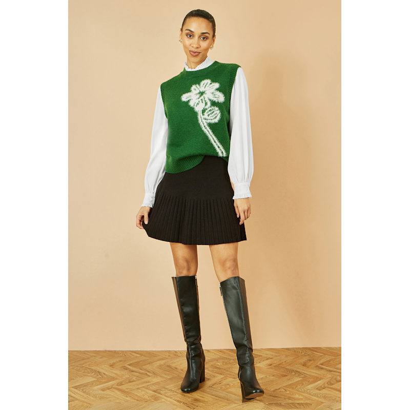 Thumbnail of Yumi Green Knitted Flower Sleeveless Jumper Vest image