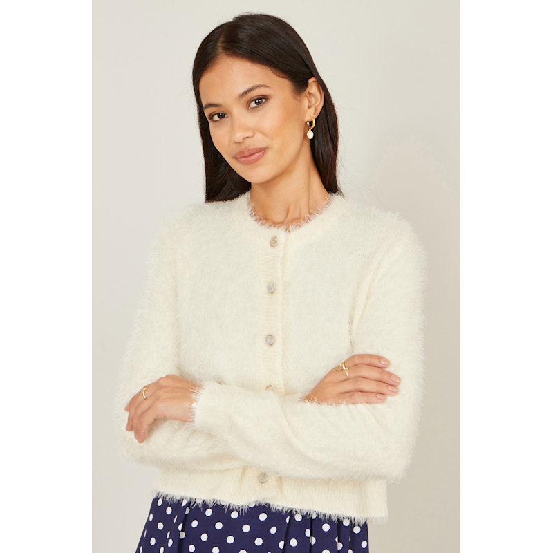 Yumi Ivory Eyelash Knit Cropped Cardigan / Neutrals | Yumi | Wolf