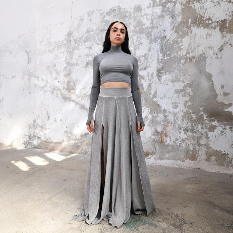 Zhe Skirt Boho High Slit Maxi Skirt - Light Gray | Zhenabia | Wolf