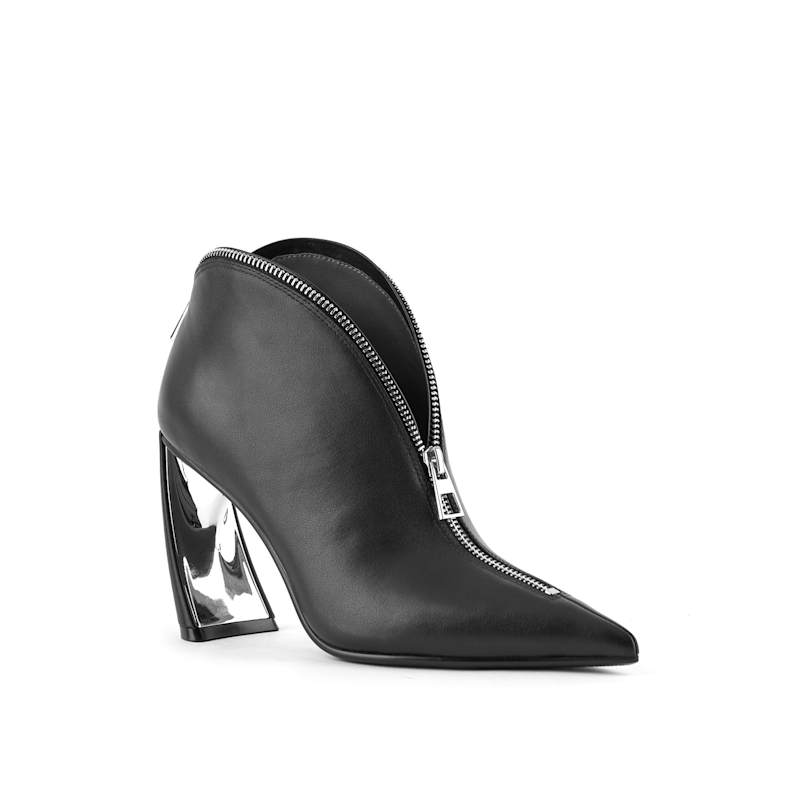 Thumbnail of Zuma Stacy Hi - Black image