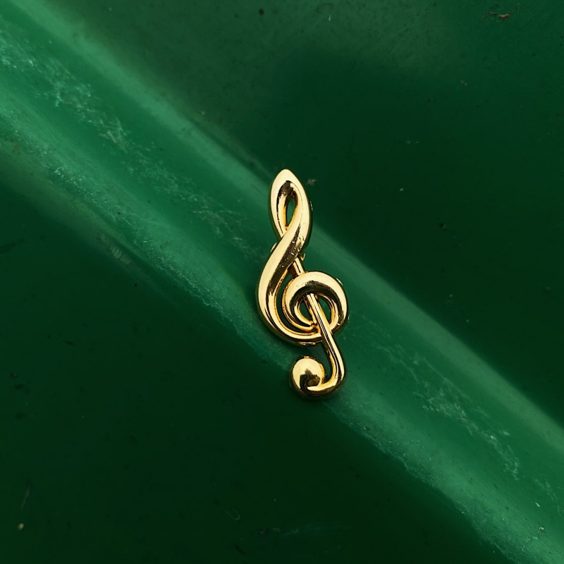 Thumbnail of Golden Pin Treble Clef image