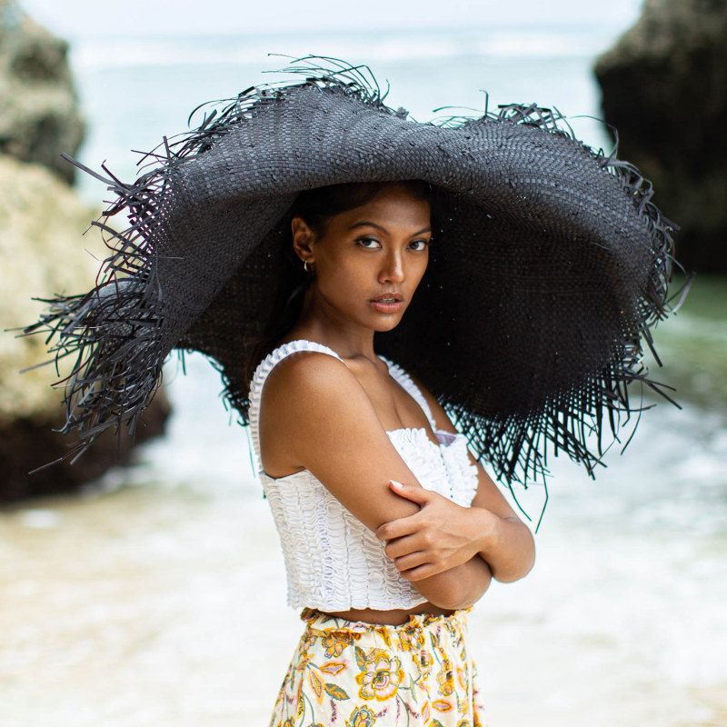 Oversized straw sun hats shop