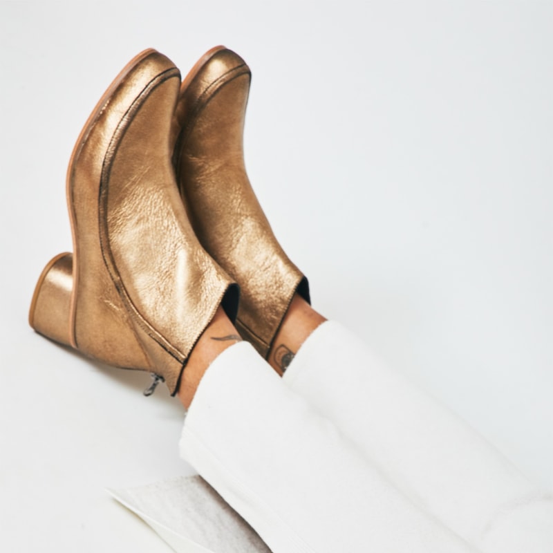 Gold ankle boot store
