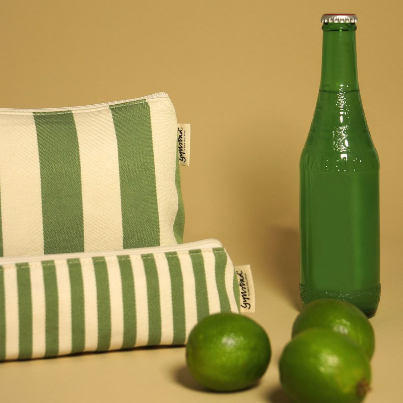 Thumbnail of Nora Stripe Limeleaf Green Wash Bag M image