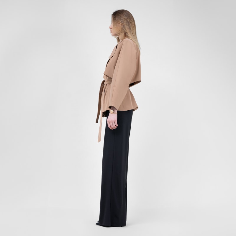Beige Short Trench Coat With Waist Belt | BLUZAT | Wolf & Badger Beige Short Trench Coat With Waist Belt | BLUZAT | Wolf & Badger