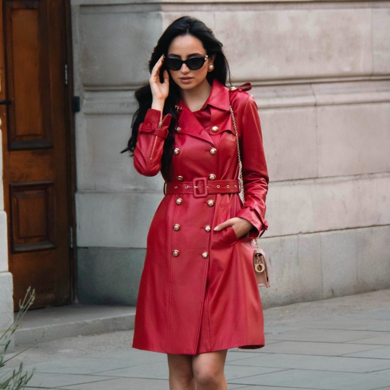 Belle Du Jour 100 Leather Trench Coat In Rosso by Santinni