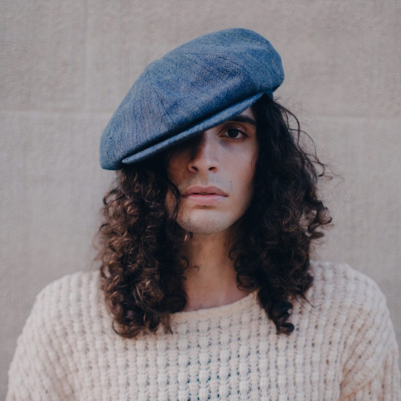 Apple clearance boy hat