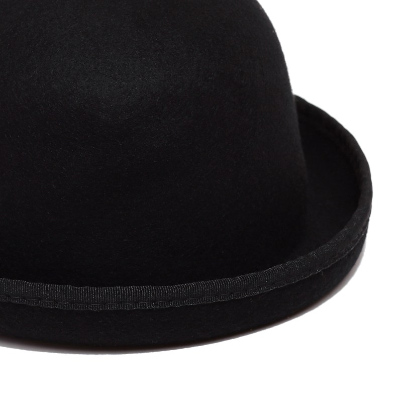 Black felt bowler outlet hat