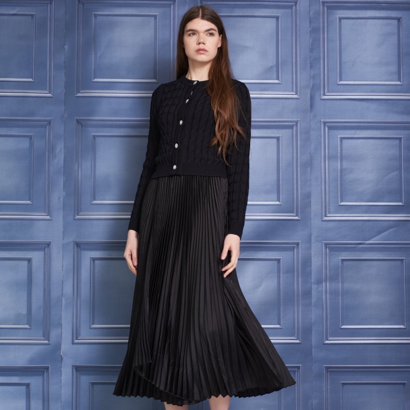 Navy pleated silk skirt 2025