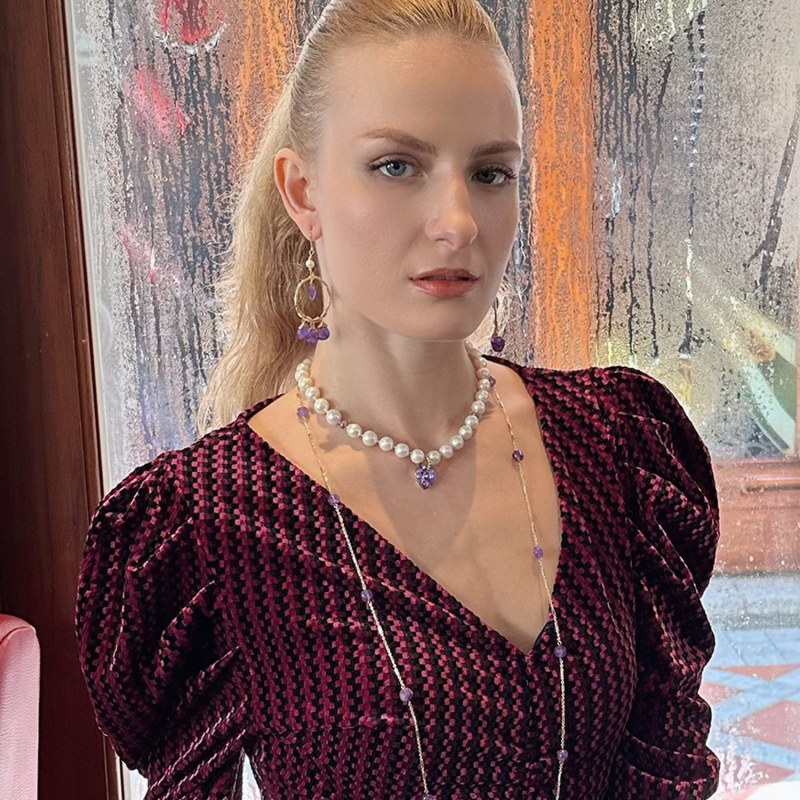 Teardrop amethyst earrings top