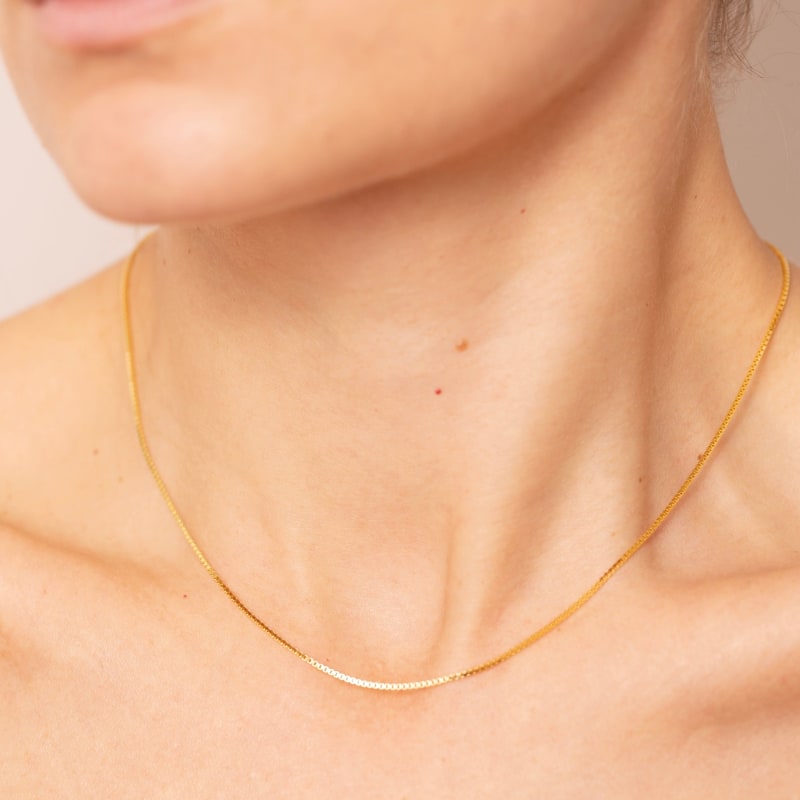 Womens thin gold chain on sale