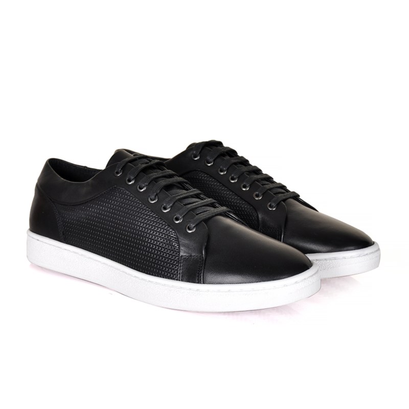 Thumbnail of Bradford Leather Sneakers- Black image