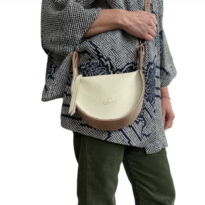 Thumbnail of Brisk Shoulderbag Handbag - Ecru image