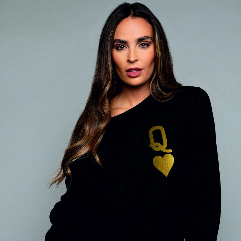 Thumbnail of Queen Of Hearts Oversized Jumper In Black & Gold image