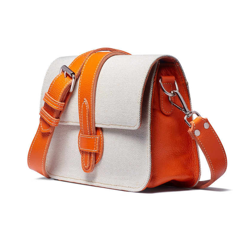 Carrie crossbody store