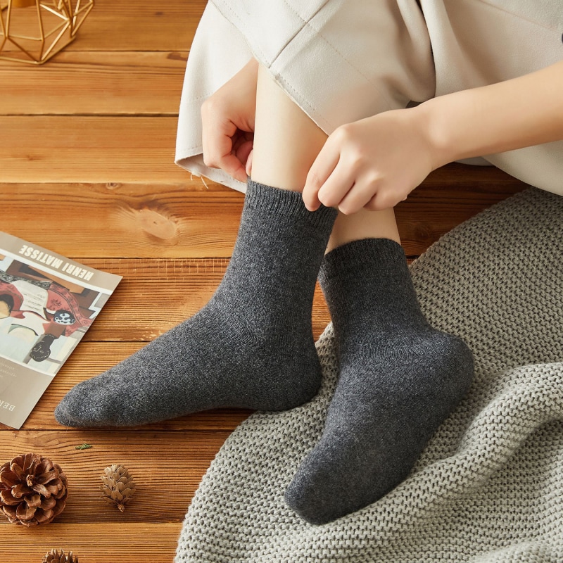 Thumbnail of Cashmere Quarter-Length Socks Set Of Two - Meditating Lamb Collection In Earl Grey image