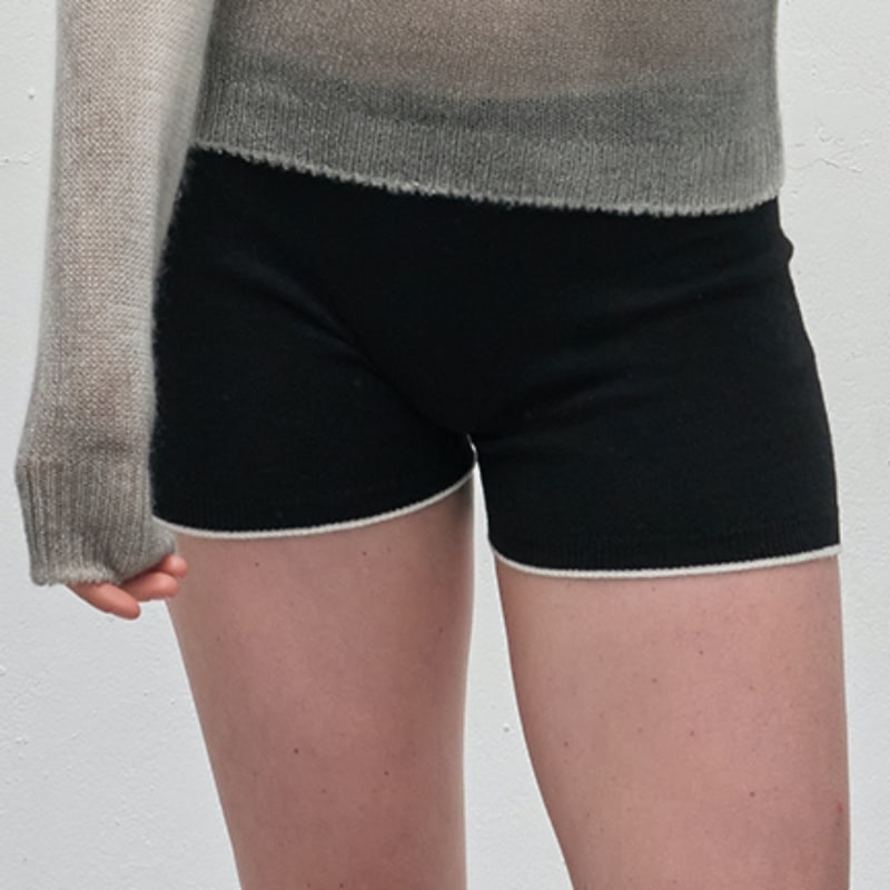 Thumbnail of Cashmere Short Black image